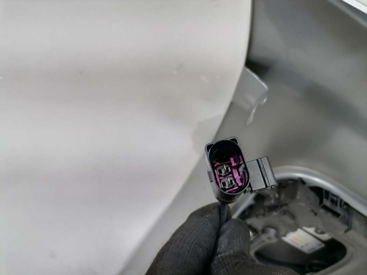 VW Passat B9 original Kotflügel vorn links LM7P Oyster Silver E-Hybrid Bj.2024